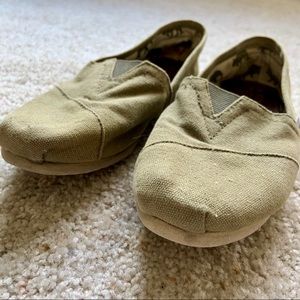 Toms Classic Army Green Canvas Slip Ons